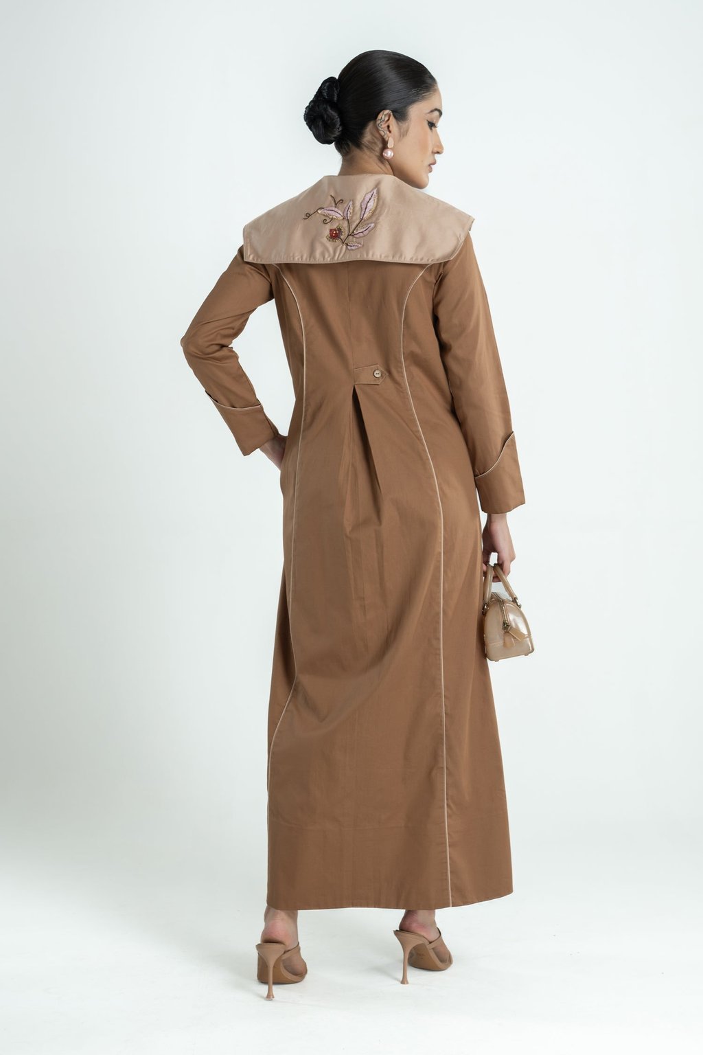 Cray Abaya  Gcc
