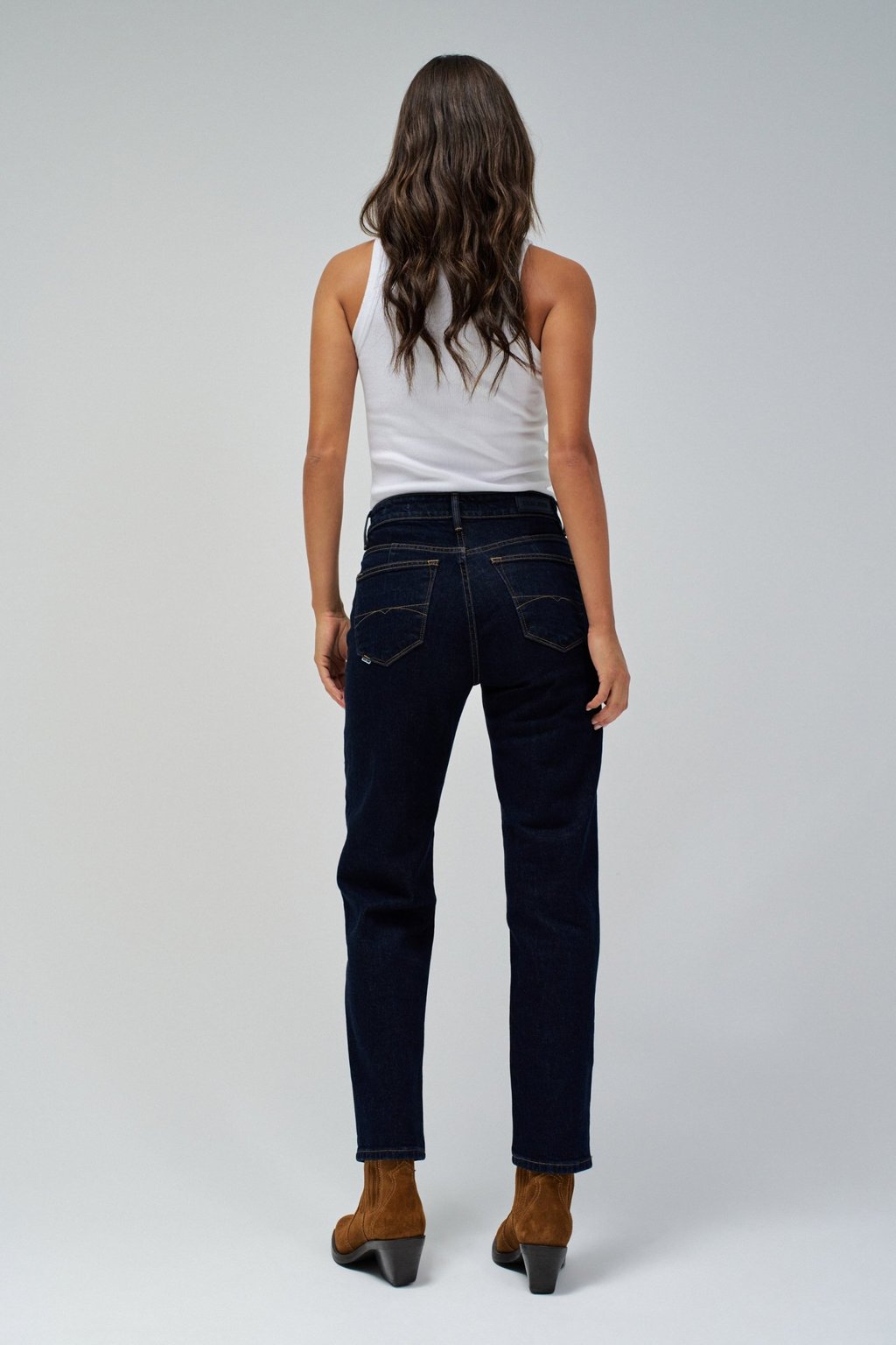 True Fit Cropped Slim Denim