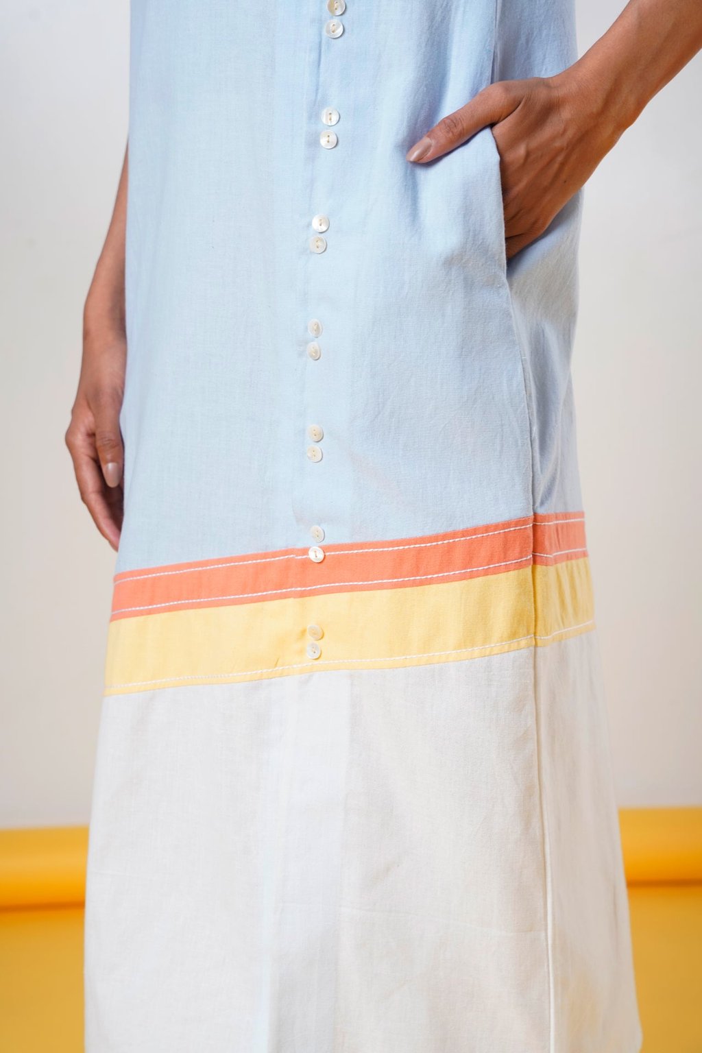 Fiji-Ni Horizon Glow Midi Dress