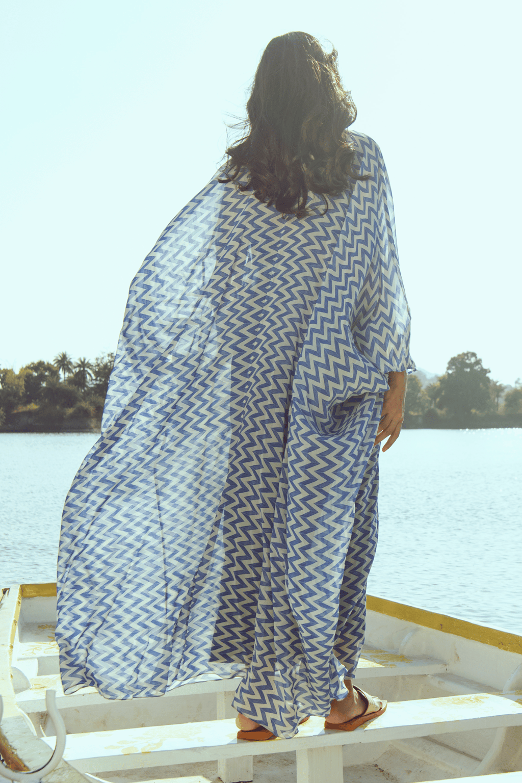 Kaftan White Blue Embroidered