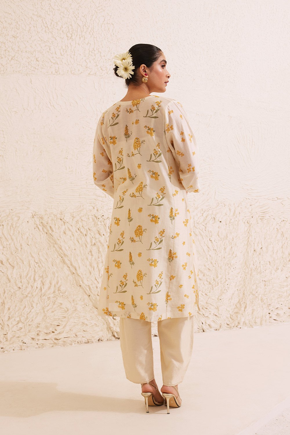 Ivory Chanderi Hand Block Floral Kurta Set.