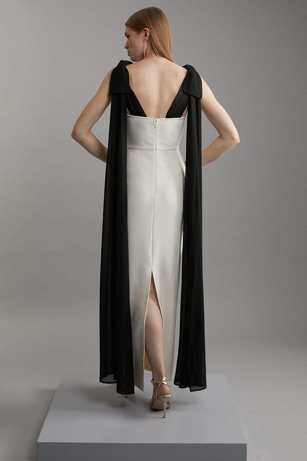 Bandage Figure Form Knit Midaxi Dress with Chiffon Cape