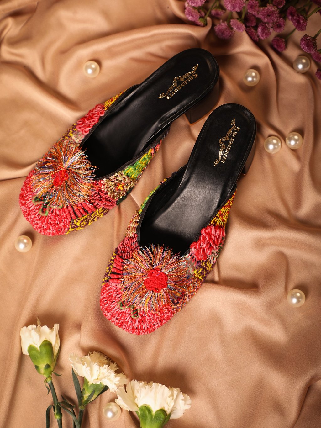 Inaayat (Mule Heel)