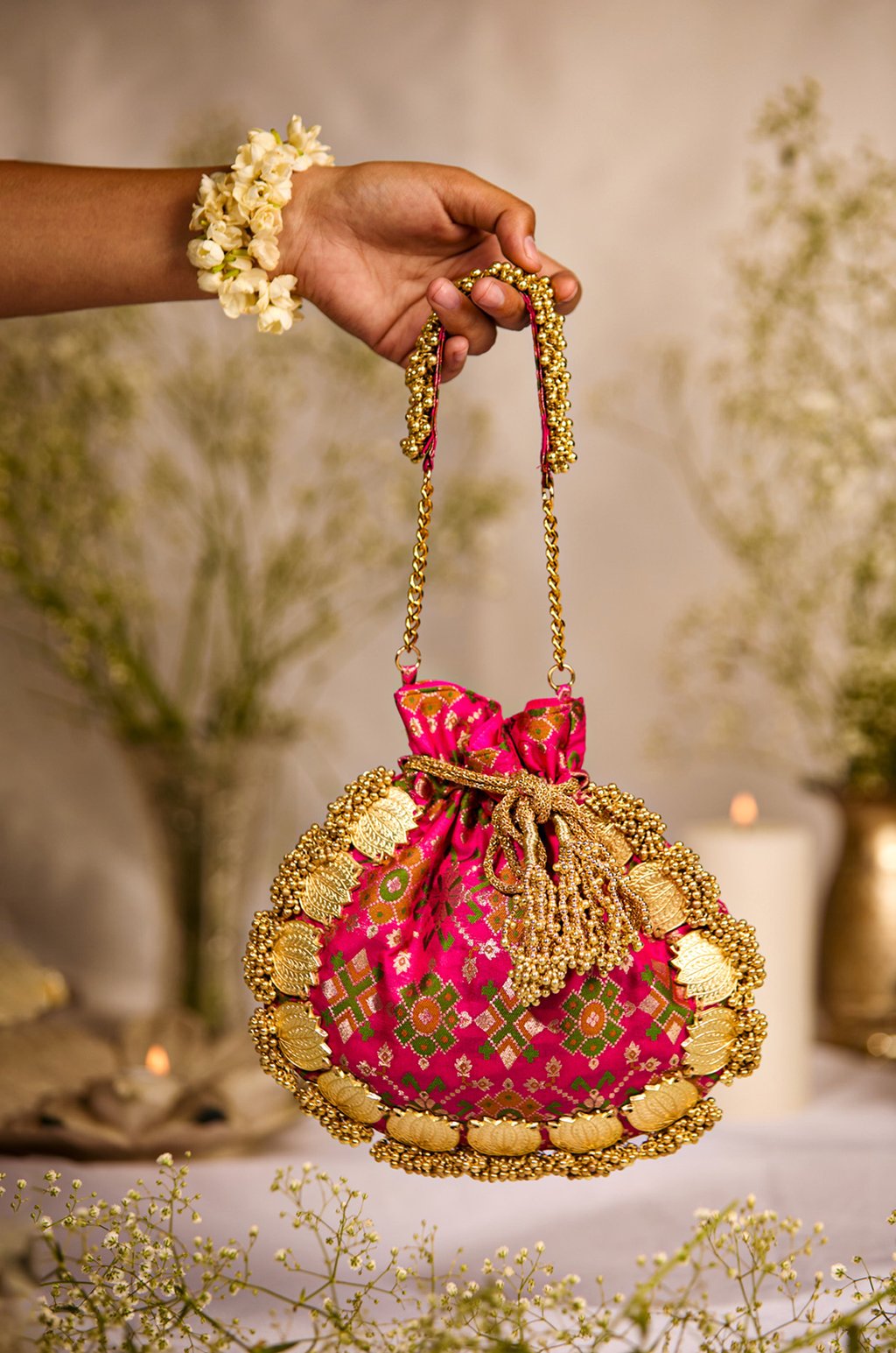 Avika Pink (Potli)