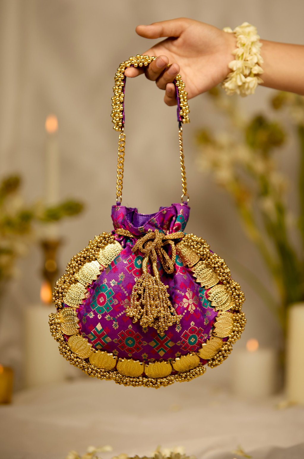Avika Purple (Potli)