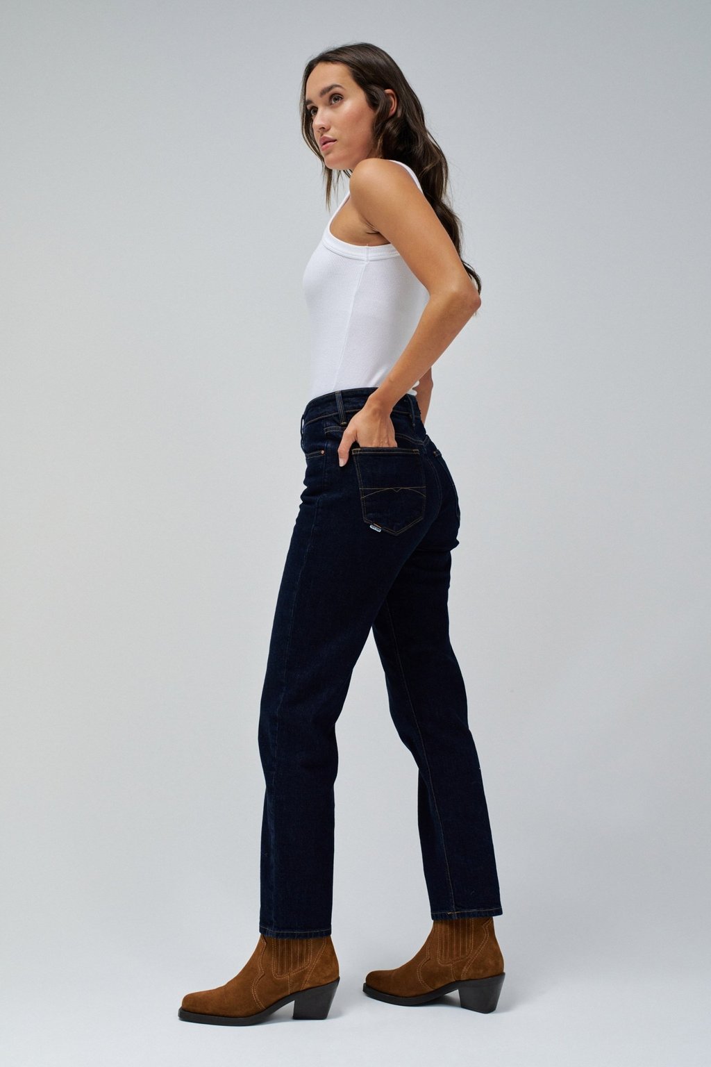 True Fit Cropped Slim Denim