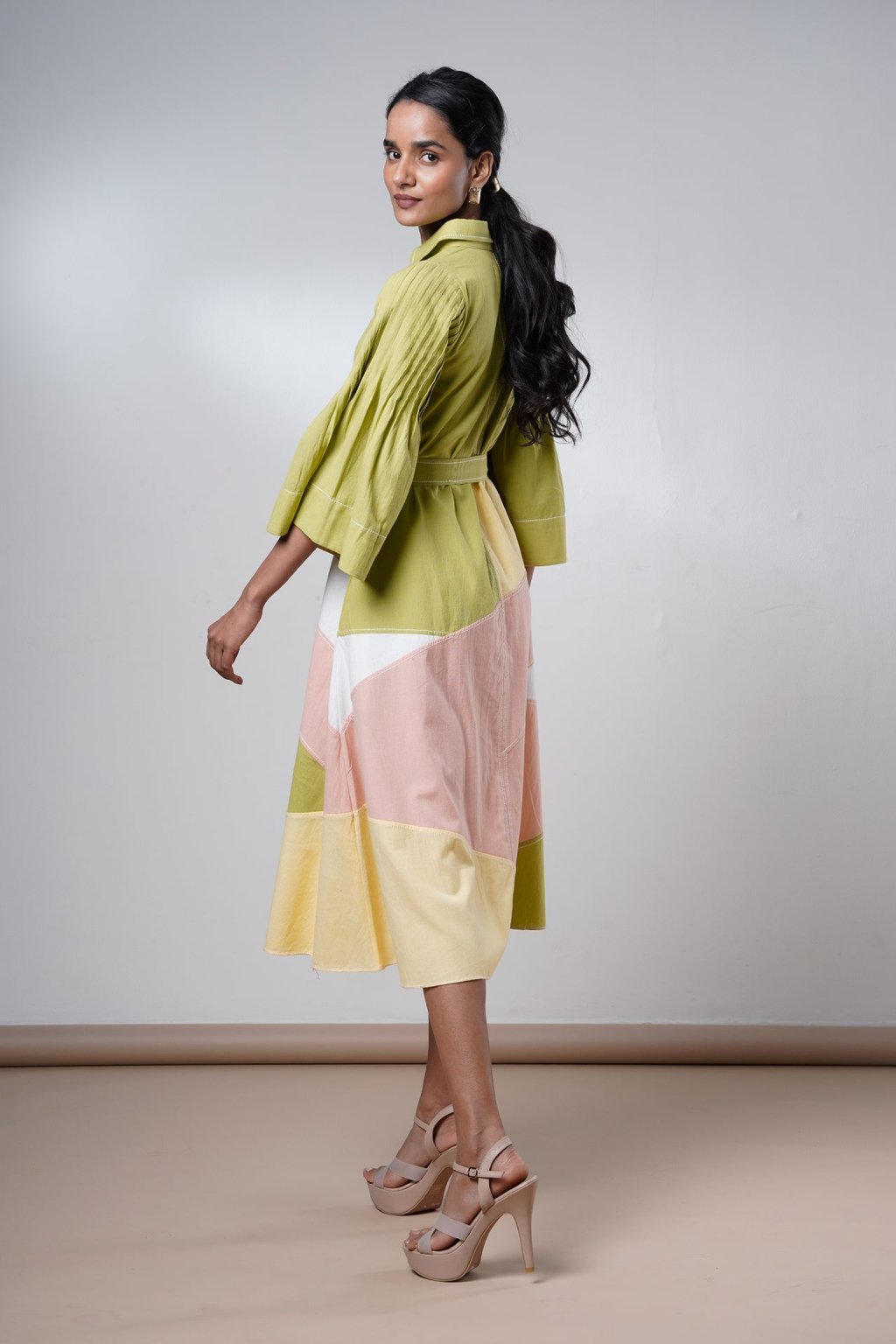 Saylor – Wild Grove Midi Dress