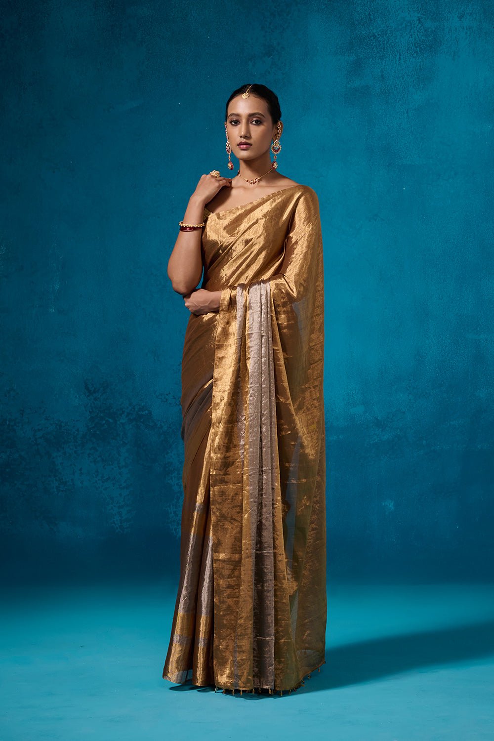 Isha Tissue Fabric Gold & Silver Sarees