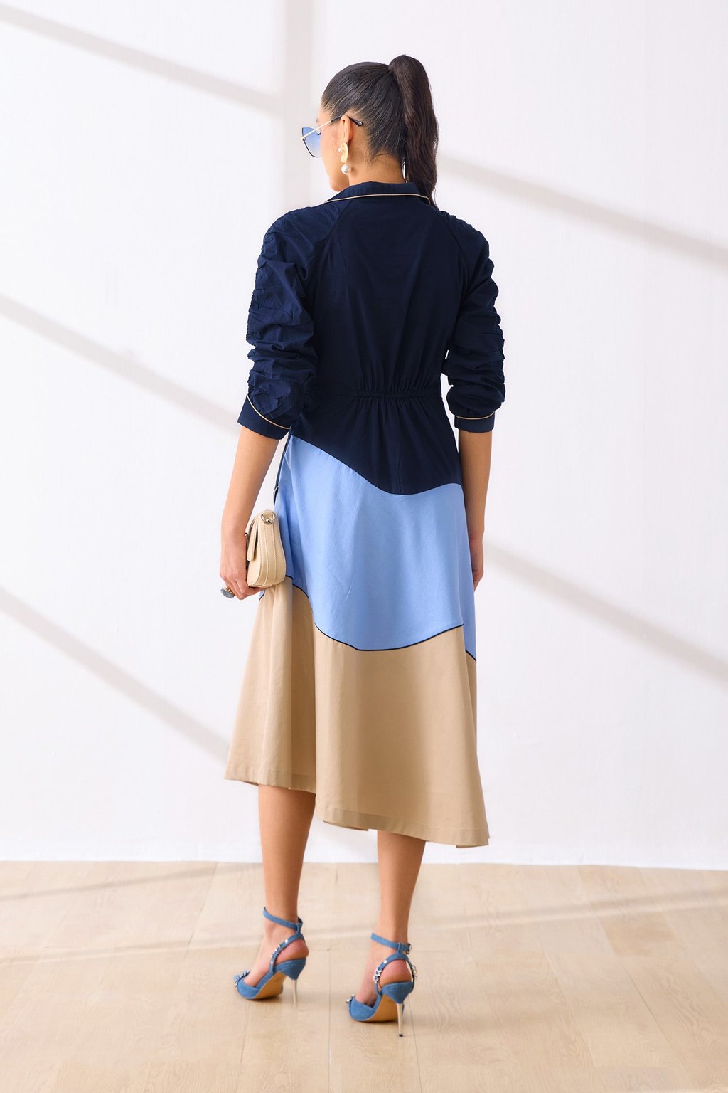 Her Dress Navy & Beige
