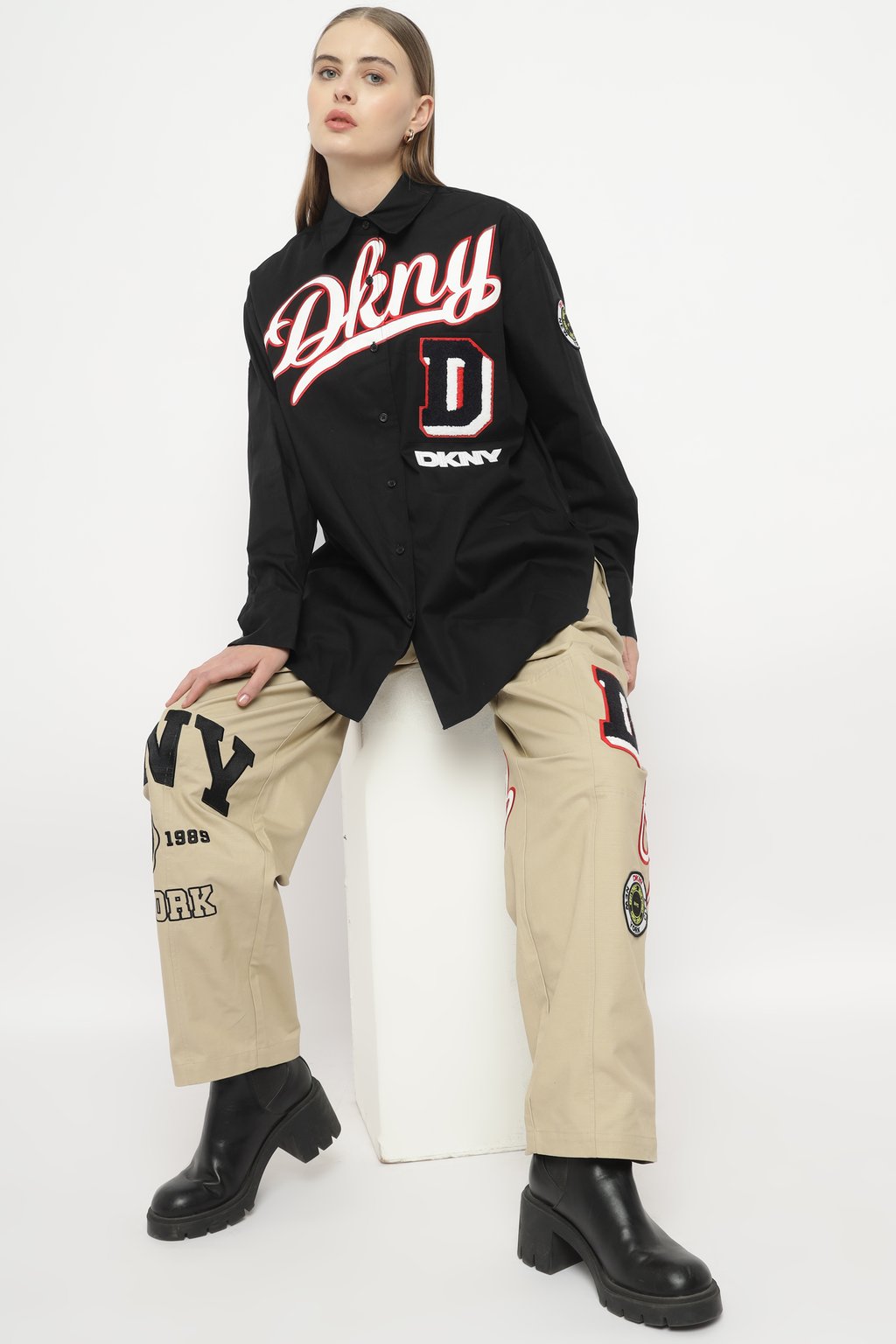 Spread Collar Heat of Ny  Patch & Embroidery Shirt