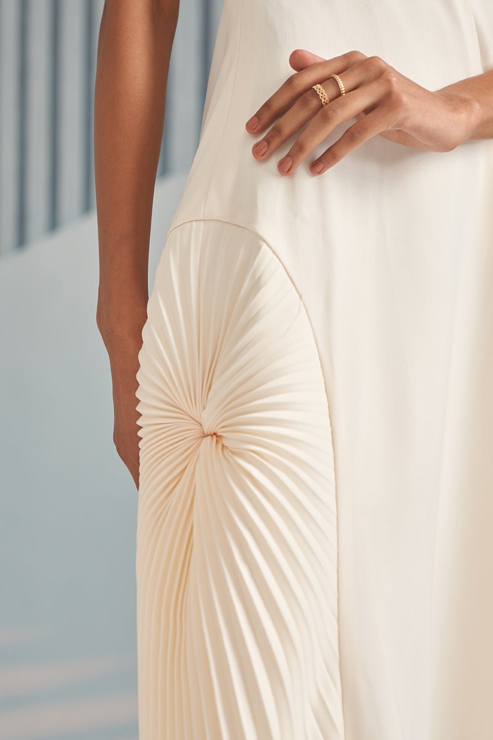 Circular Detail Pleats Gown