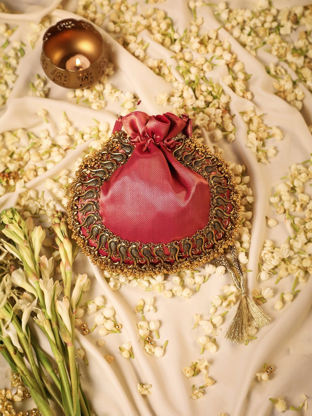 Leander Purple Potli