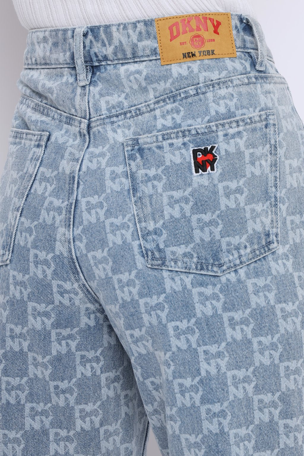Slim Straight Allover Logo Heart of Ny Jeans