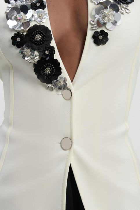 Embellished Figure Form Fitted Blazer Jacket