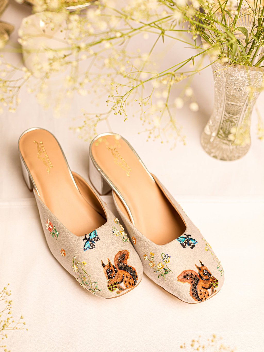 Raahi (Mule Heel)