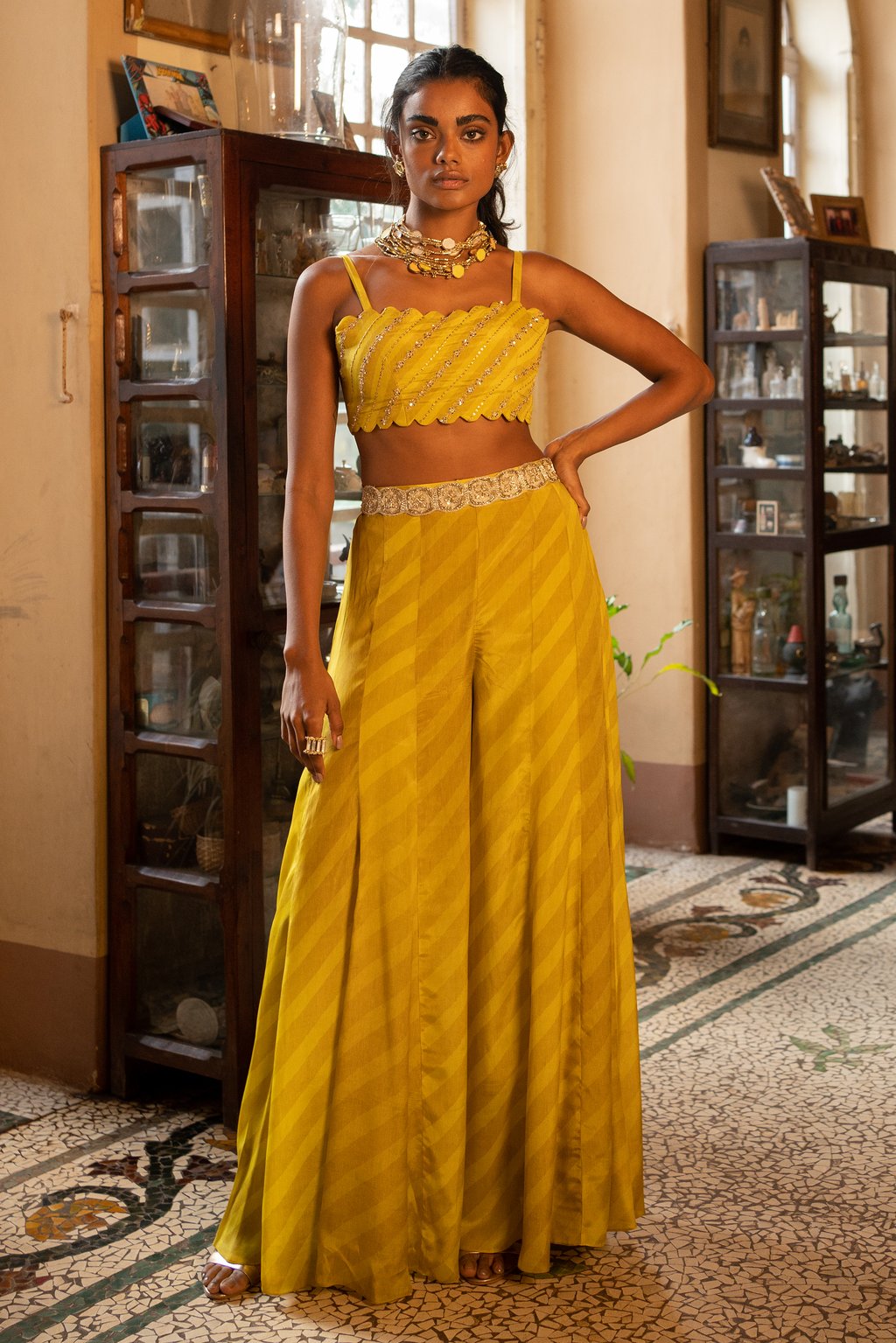 Yami Lehenga Set