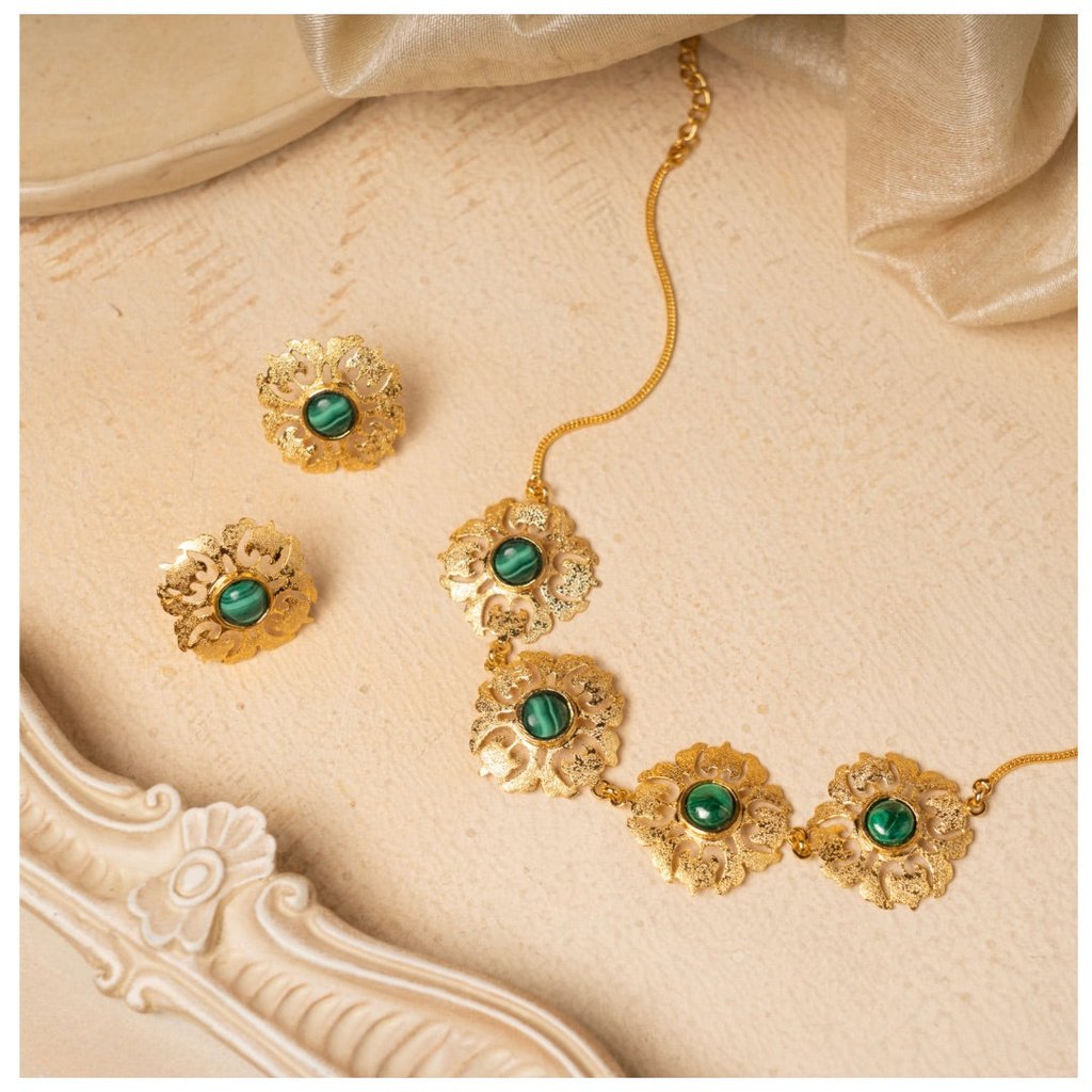 Baroque Dream Choker Ser