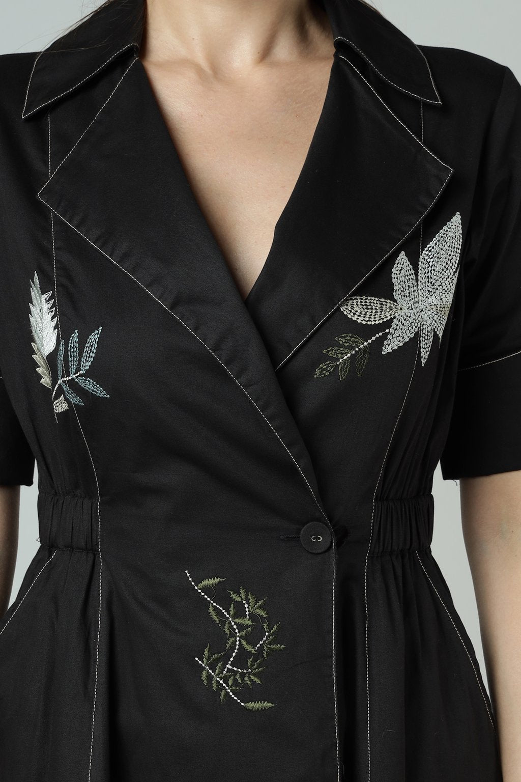 Oak Dress Black