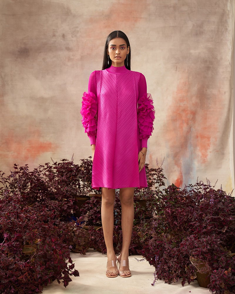 Flower Sleeves Pleat Dress