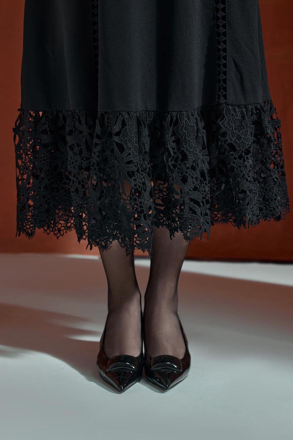 Flutter Sleeved Midi Dress
