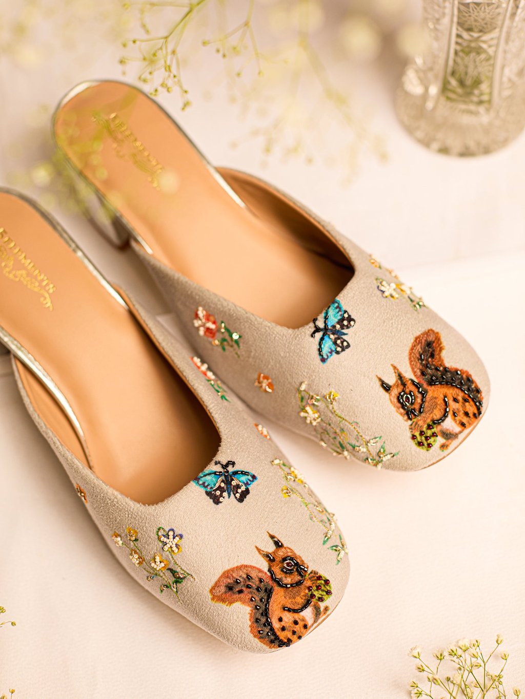 Raahi (Mule Heel)