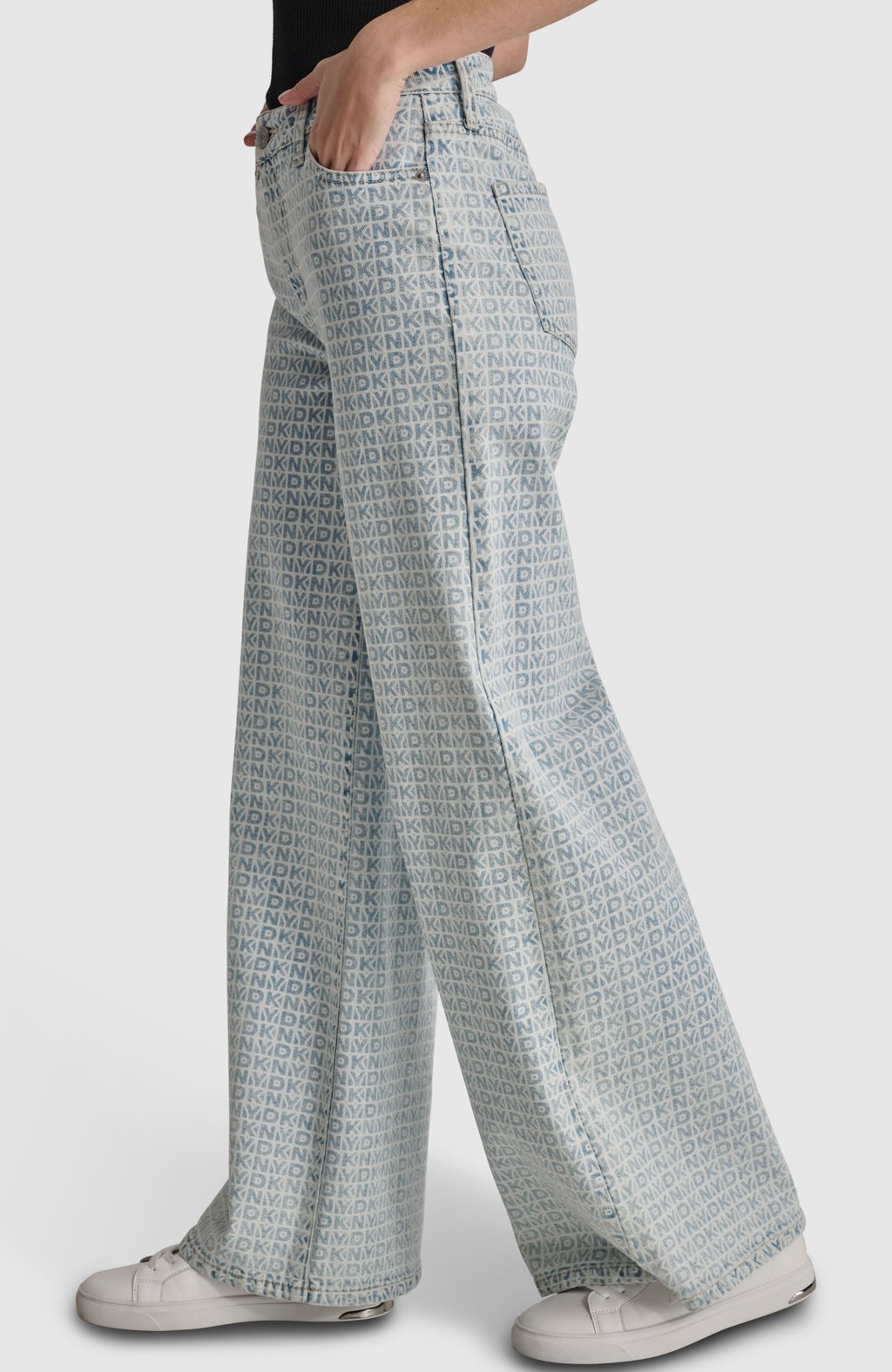 Slim Straight Allover Signature Logo Jeans