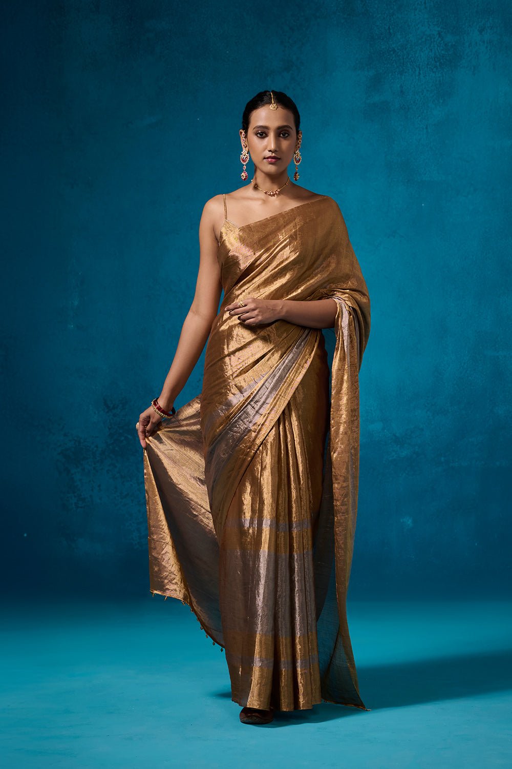 Isha Tissue Fabric Gold & Silver Sarees