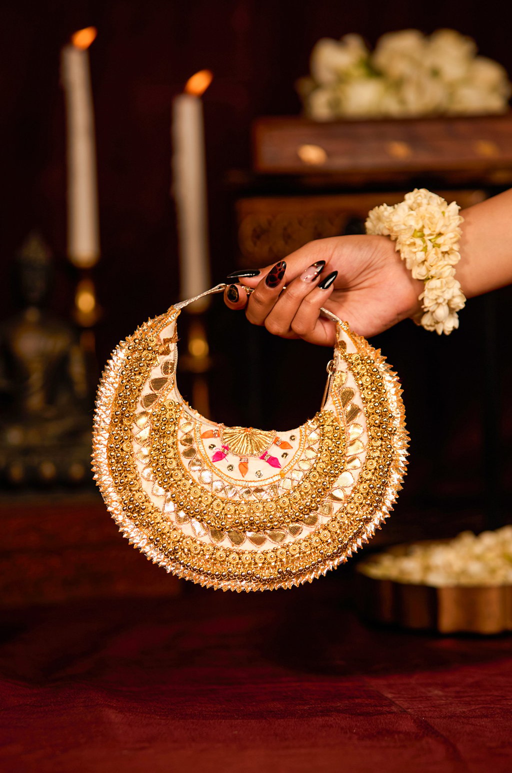 Vamika White (Potli)